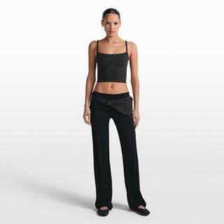 NikeSKIMS RIBBED SEAMLESS CAMI | OBSIDIAN
