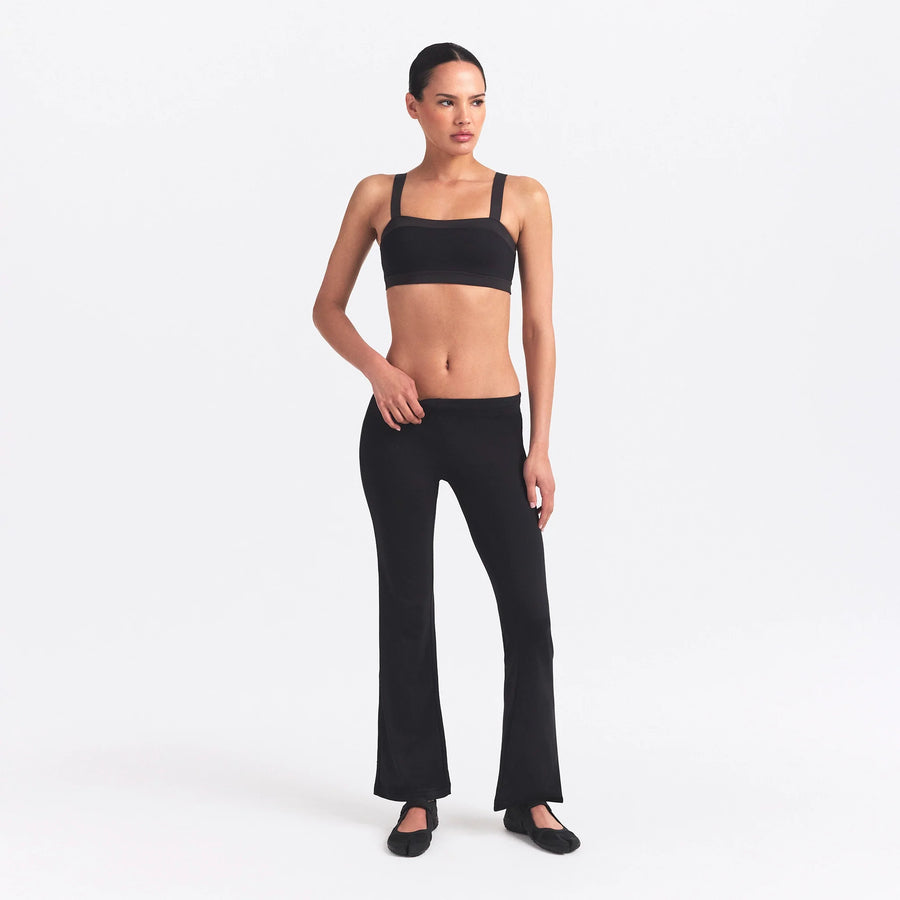 NikeSKIMS MATTE SHINE MIX STRAIGHT NECK BRA | OBSIDIAN AND IGNEOUS