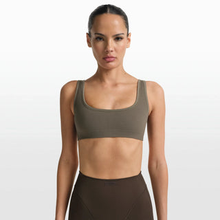NikeSKIMS RIBBED SEAMLESS MICRO SCOOP BRA | DUSTY OAKMOSS