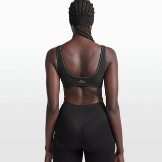 NikeSKIMS RIBBED SEAMLESS MICRO SCOOP BRA | OBSIDIAN
