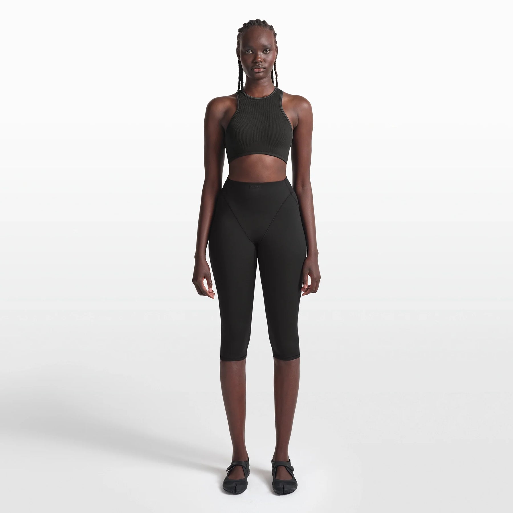 NikeSKIMS RIBBED SEAMLESS RACER FRONT BRA | OBSIDIAN