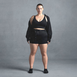 NikeSKIMS MATTE V-NECK BRA TOP | OBSIDIAN