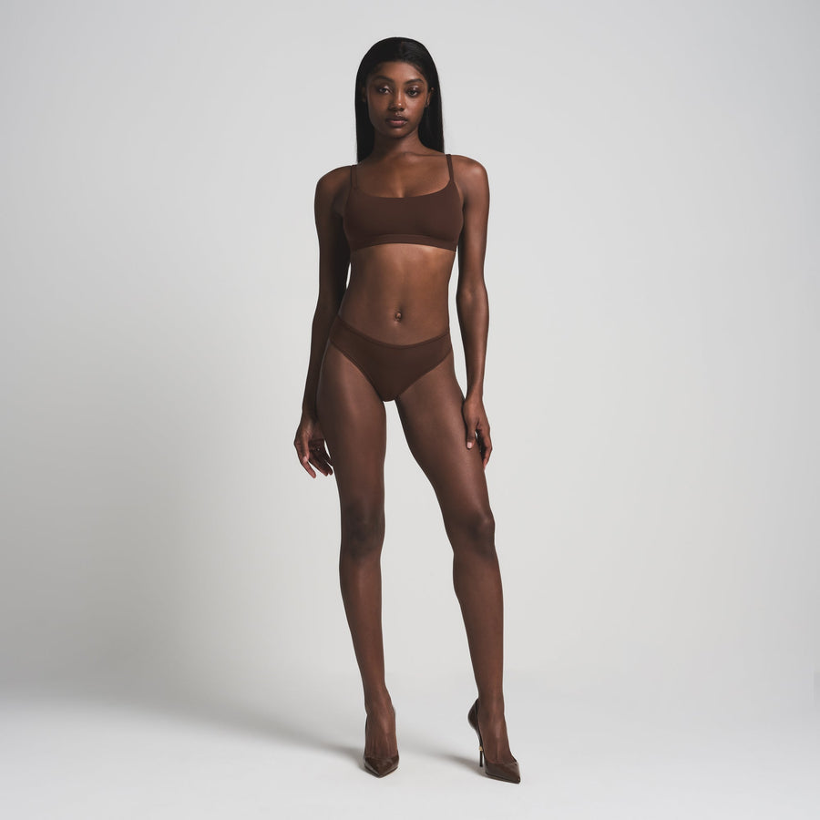 FITS EVERYBODY SCOOP BRALETTE | COCOA
