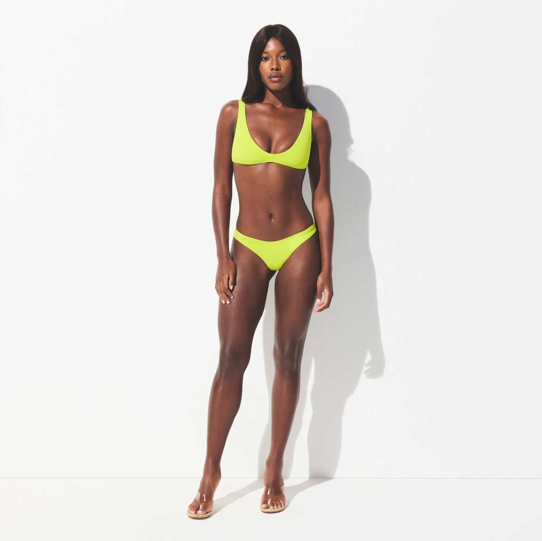 SIGNATURE SWIM PLUNGE BIKINI TOP | SPHENE