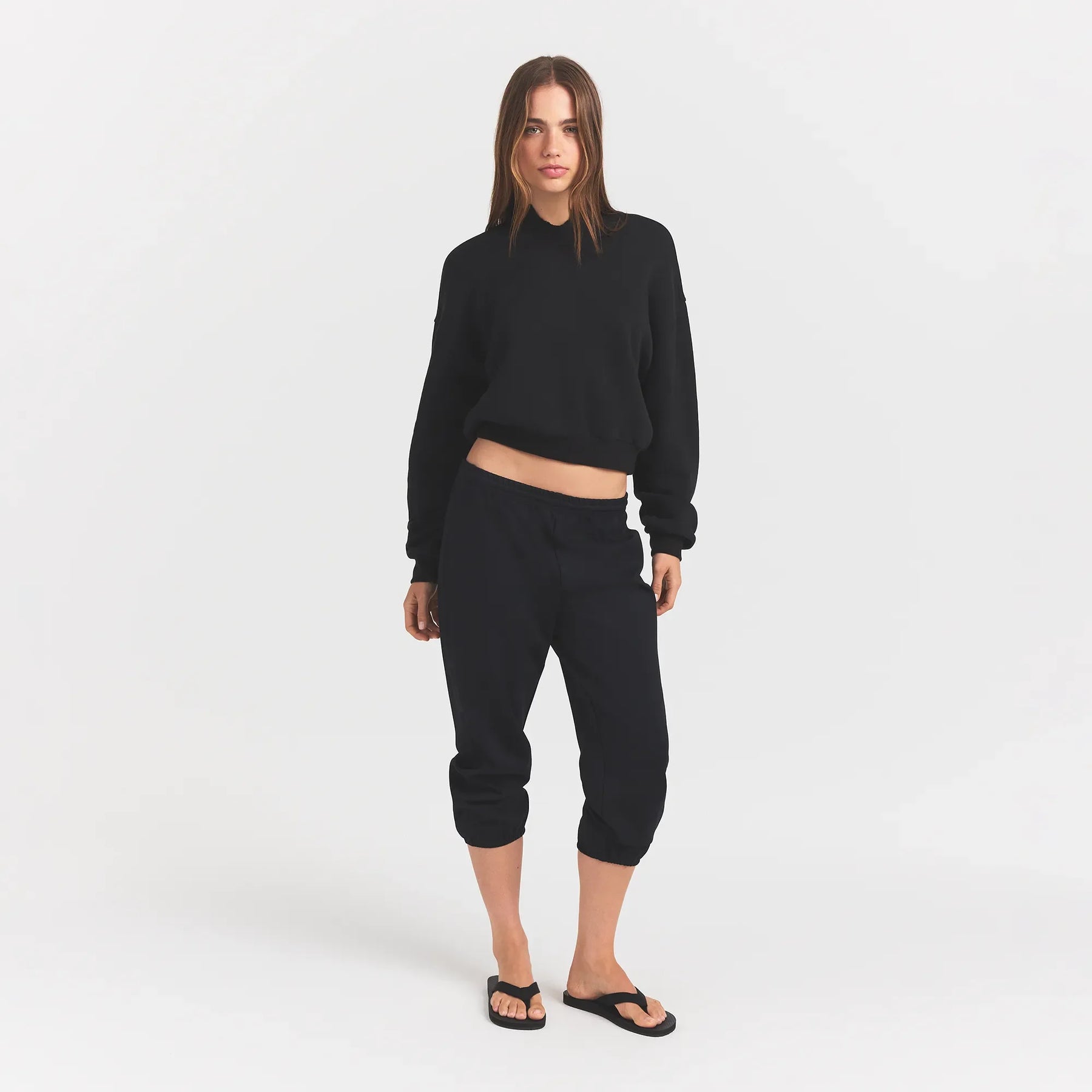 HEAVYWEIGHT CREPE CROPPED JOGGER | OBSIDIAN