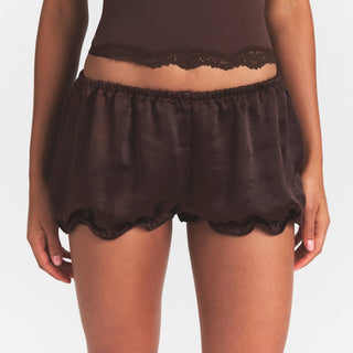 LIGHTWEIGHT SATIN BLOOMER SHORT | ESPRESSO