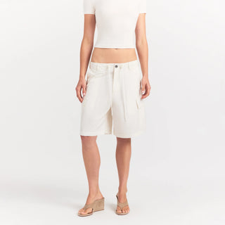 WOVEN COTTON OVERSIZED CARGO SHORT | EGRET