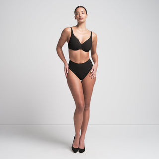 SMOOTHING INTIMATES UNLINED MINIMIZER BRA | ONYX