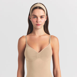 SEAMLESS SCULPT FACE WRAP | CLAY