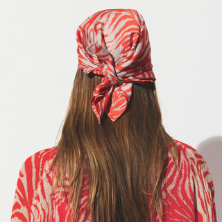 SKIMS ACCESSORIES HEADSCARF | CARMINE ZEBRA PRINT