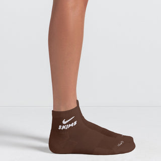 NikeSKIMS ACCESSORIES DRI-FIT™ QUARTER CREW SOCK 3-PACK | DARK SEPIA MULTI