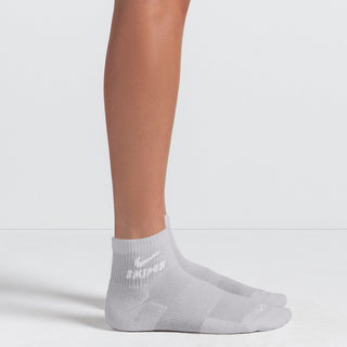 NikeSKIMS ACCESSORIES DRI-FIT™ QUARTER CREW SOCK 3-PACK | HEATHER GREY MULTI