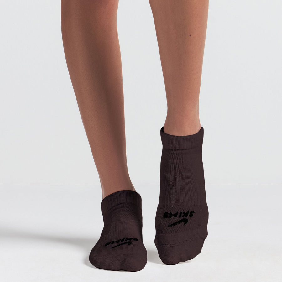 NikeSKIMS ACCESSORIES DRI-FIT™ ANKLE SOCK 3-PACK | DARK SEPIA MULTI