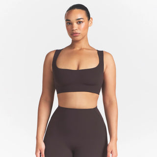 NikeSKIMS STUDIO STRETCH RACER BACK BRA | DARK ROAST