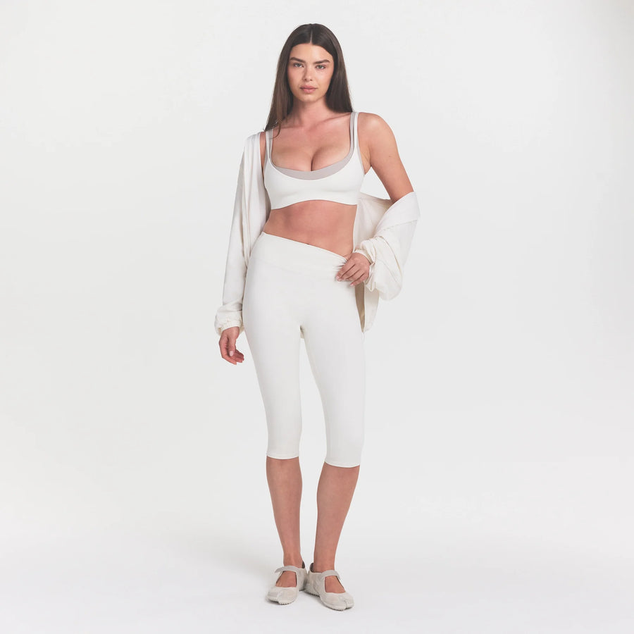 NikeSKIMS MATTE CROP 17" LEGGING | IVORY