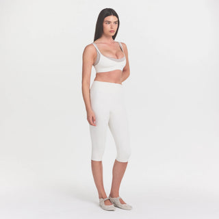 NikeSKIMS MATTE CROP 17" LEGGING | IVORY