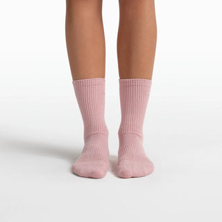 NikeSKIMS ACCESSORIES DRI-FIT™ PILATES GRIP CREW SOCK | HIMALAYAN