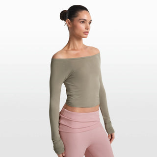 NikeSKIMS STRETCH KNIT LONG SLEEVE BOATNECK TOP | DUNE
