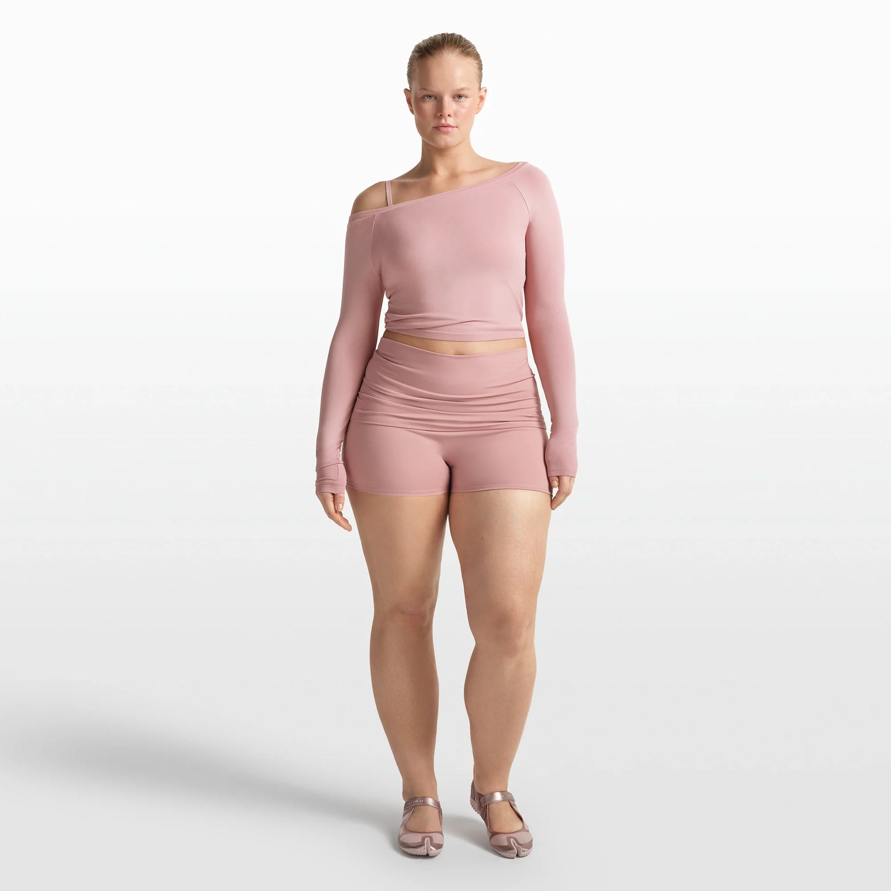NikeSKIMS STRETCH KNIT LONG SLEEVE BOATNECK TOP | HIMALAYAN