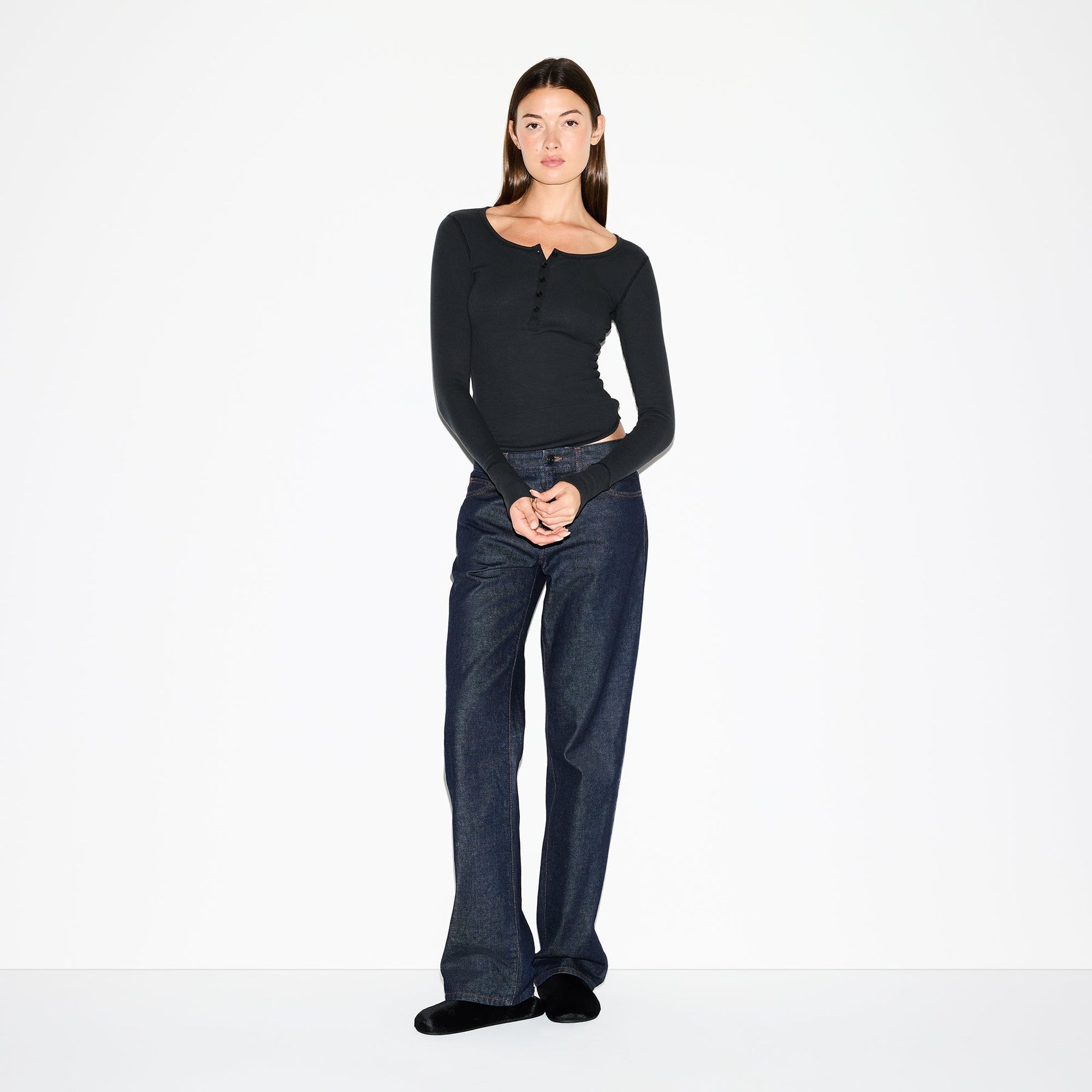COTTON RIB SCOOP NECK HENLEY | SOOT