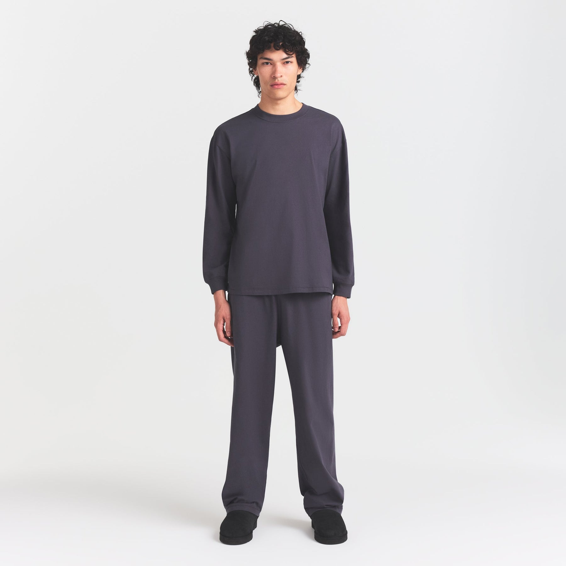 HEAVYWEIGHT COTTON MENS RELAXED LONG SLEEVE T-SHIRT | RAVEN