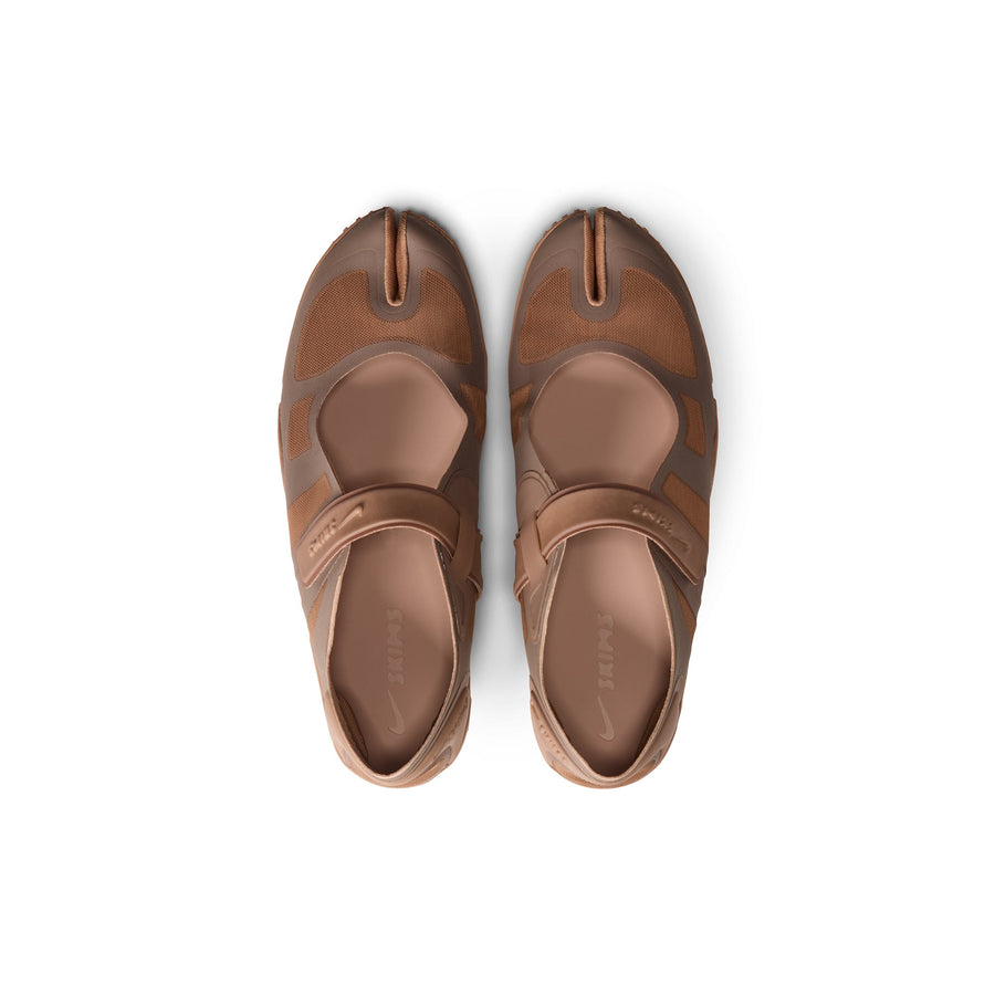 NikeSKIMS FOOTWEAR RIFT MESH | ARCHAEO BROWN