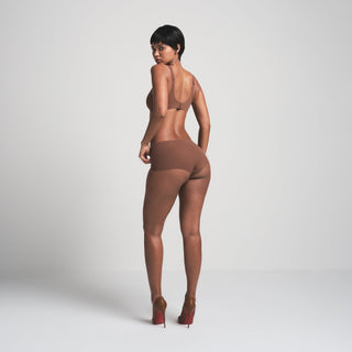 NAKED BOY SHORT | JASPER