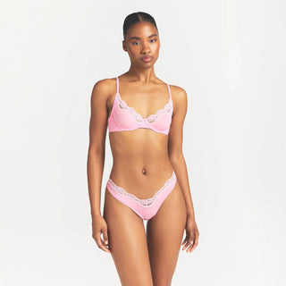 FITS EVERYBODY LACE DIPPED THONG | BUBBLE GUM TONAL