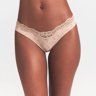 FITS EVERYBODY LACE DIPPED THONG | MICA SKETCHED HEARTS