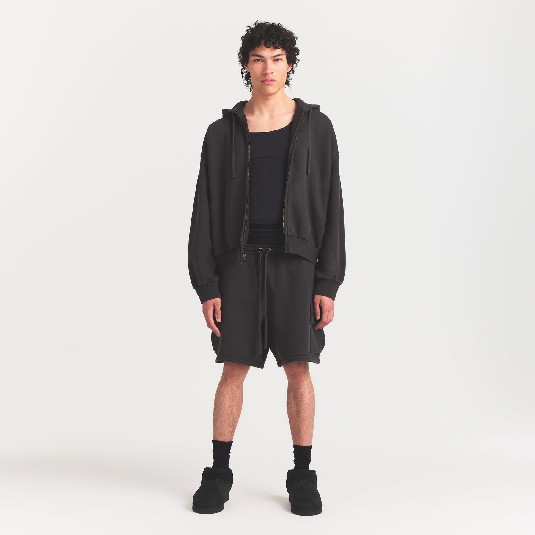 HEAVYWEIGHT FLEECE MENS CARGO SHORT | WASHED ONYX