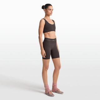 NikeSKIMS RIBBED SEAMLESS 5" BIKER SHORT | PHOENIX