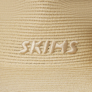SKIMS ACCESSORIES WOVEN SIDE SNAP HAT | NATURAL RAFFIA