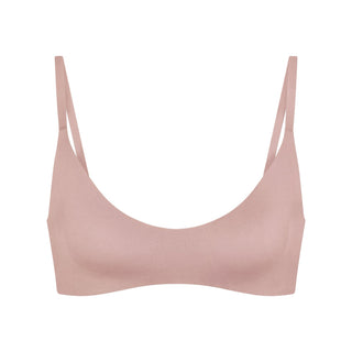 NikeSKIMS MATTE MICRO SCOOP BRA | HIMALAYAN