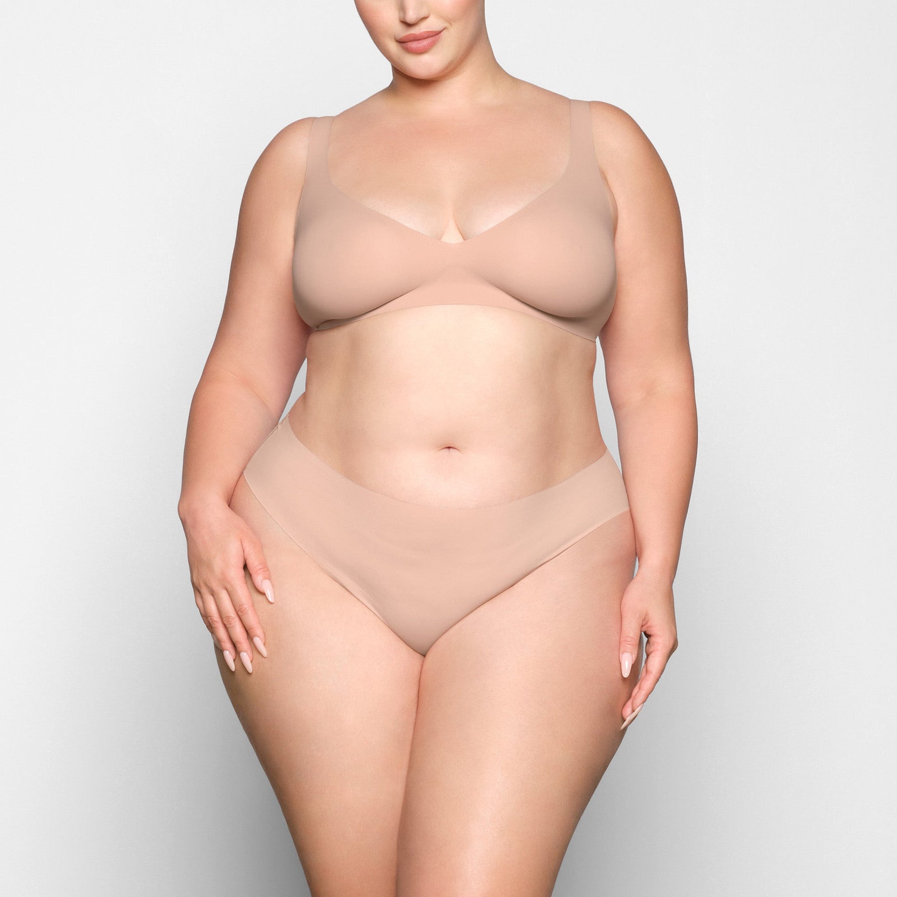 NAKED PLUNGE BRALETTE | MICA