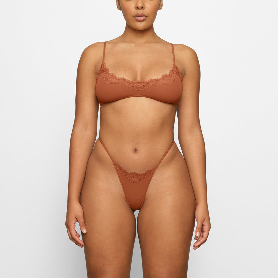 FITS EVERYBODY LACE SCOOP BRALETTE | BRONZE