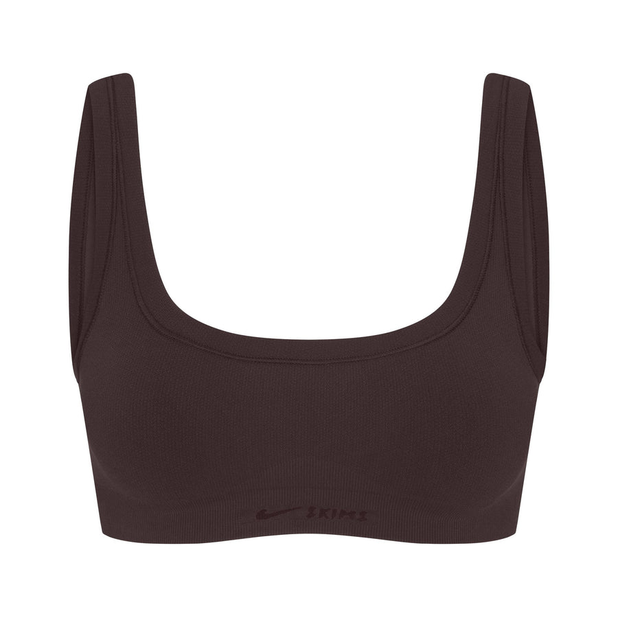 NikeSKIMS VINTAGE SEAMLESS SCOOP NECK BRA | PHOENIX