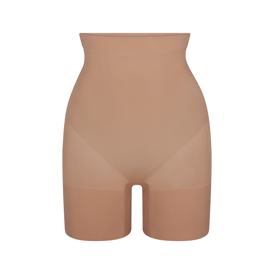 SHEER SEAMLESS HIGH-WAISTED MID THIGH SHORT | SIENNA