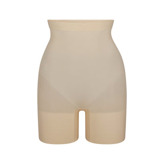 SHEER SEAMLESS HIGH-WAISTED MID THIGH SHORT | SAND