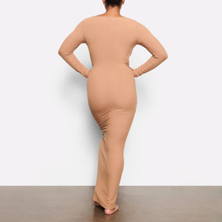 SOFT LOUNGE LONG SLEEVE DRESS | CAMEL