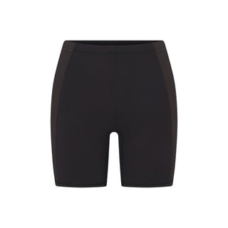 NikeSKIMS MATTE SHINE MIX 5" BIKER SHORT | OBSIDIAN AND IGNEOUS