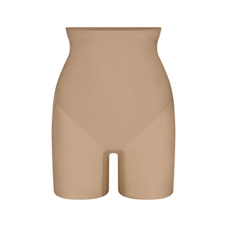 SKIMS BODY CORE SCULPT MID RISE SHORT | CLAY