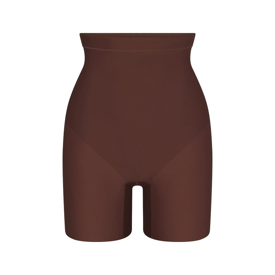 SKIMS BODY CORE SCULPT MID RISE SHORT | COCOA