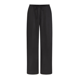 LIGHTWEIGHT SATIN STRAIGHT LEG PANT | OBSIDIAN