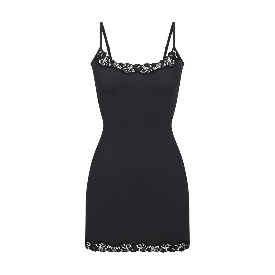 FITS EVERYBODY LACE SLIP DRESS | ONYX