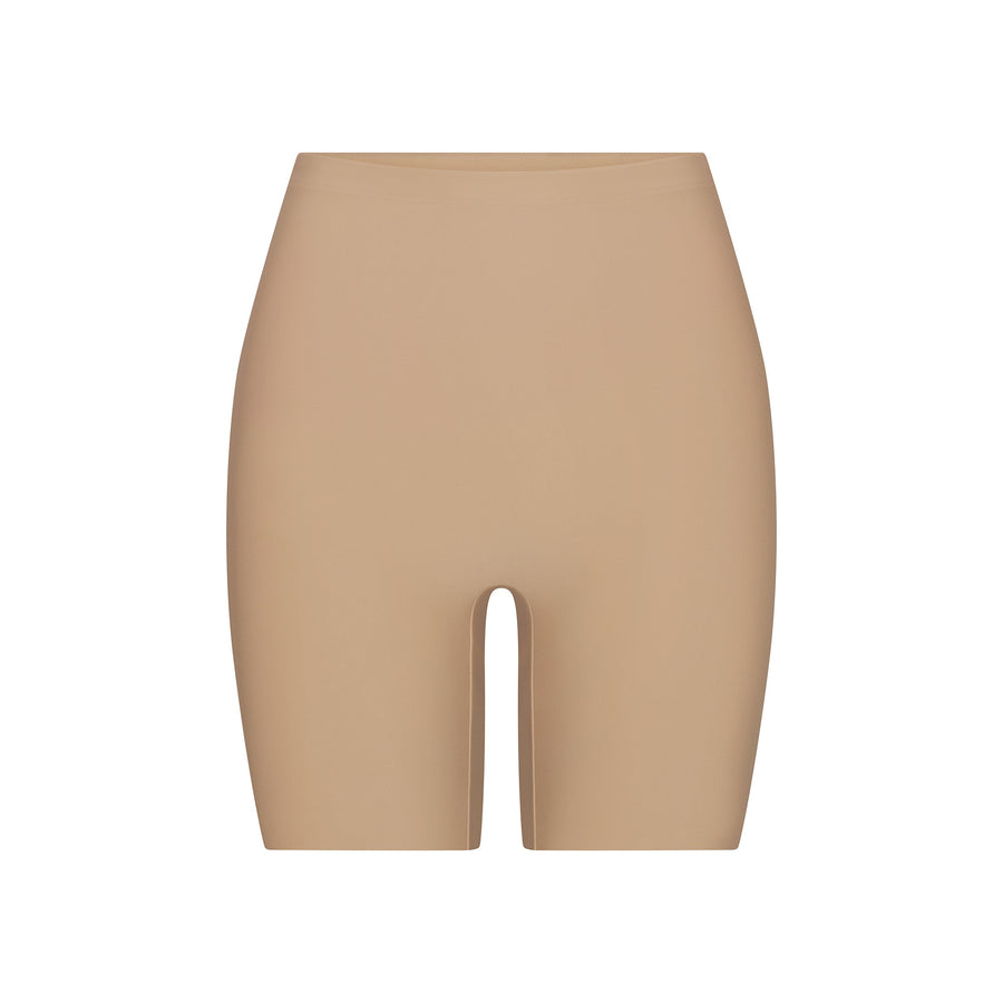 SKIMS BODY BUTT ENHANCING PADDED SHORT | CLAY