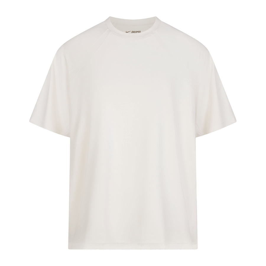 NikeSKIMS AIRY DRI-FIT™ OVERSIZED TEE | IVORY