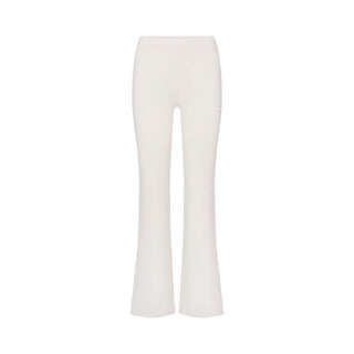 NikeSKIMS AIRY DRI-FIT™ LOW RISE MINI FLARE PANT | IVORY