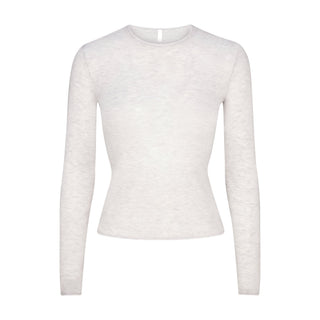 FEATHERWEIGHT CASHMERE LONG SLEEVE TOP | LIGHT HEATHER GREY