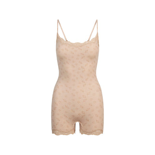 FITS EVERYBODY LACE ONESIE | MICA SKETCHED HEARTS