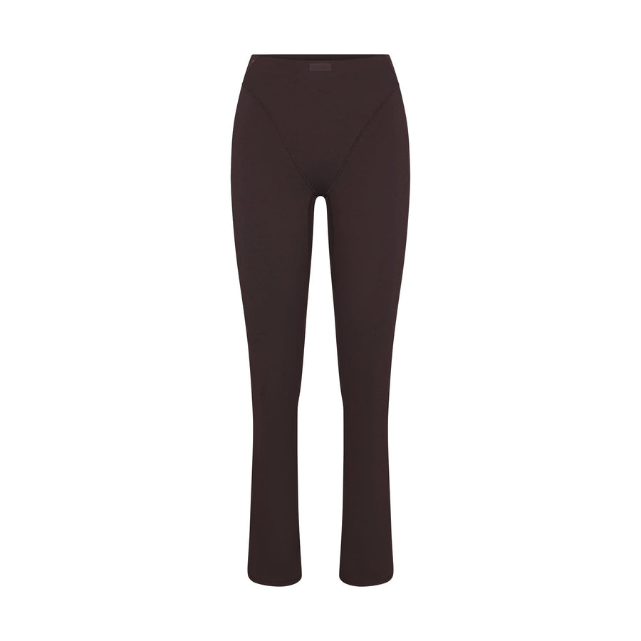 NikeSKIMS MATTE V-LINE 39" STRAIGHT LEGGING | DARK SEPIA